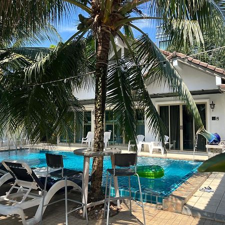 The Snug Airportel - Phuket Airport Nai Yang Beach Esterno foto