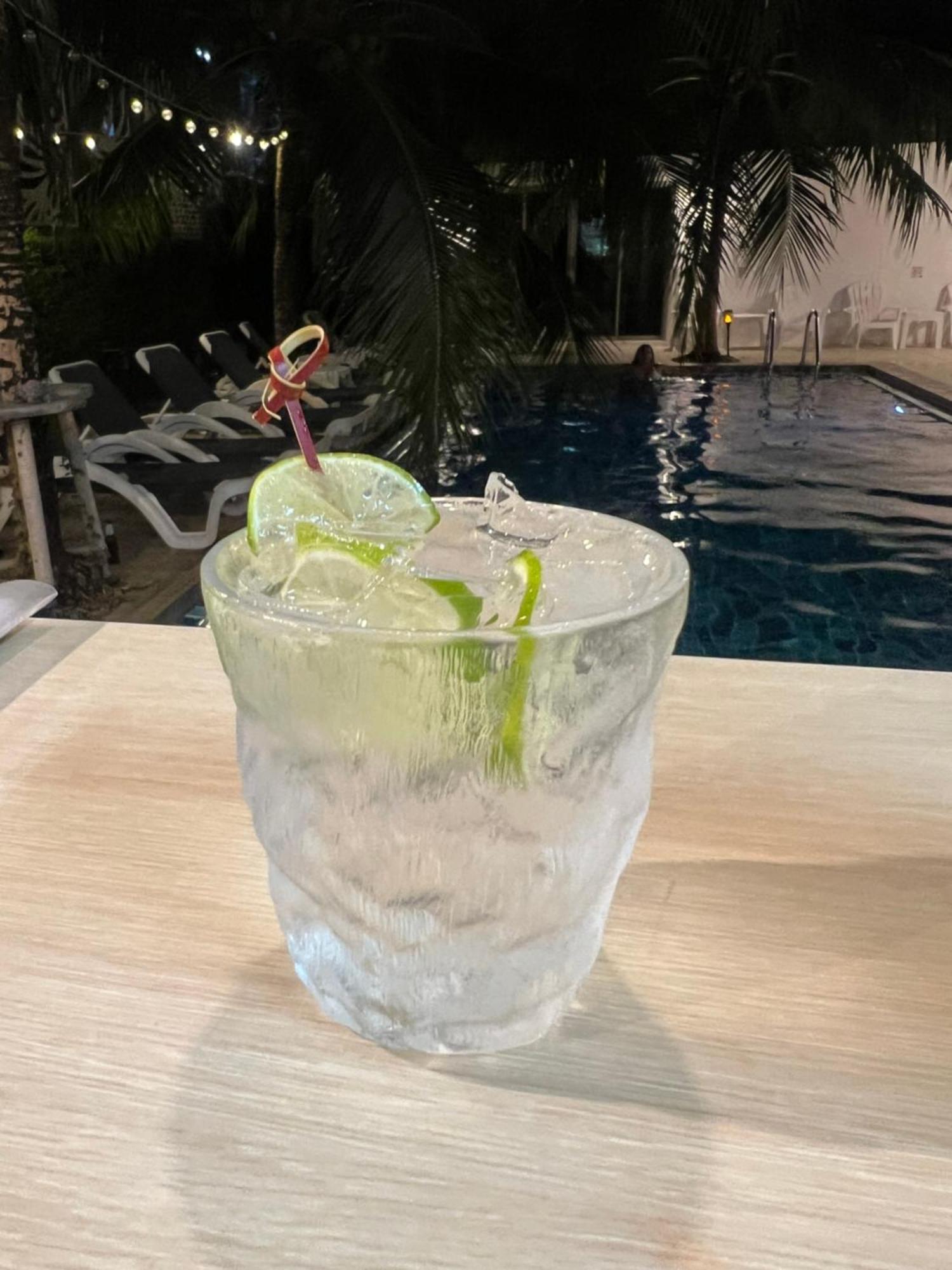 The Snug Airportel - Phuket Airport Nai Yang Beach Esterno foto